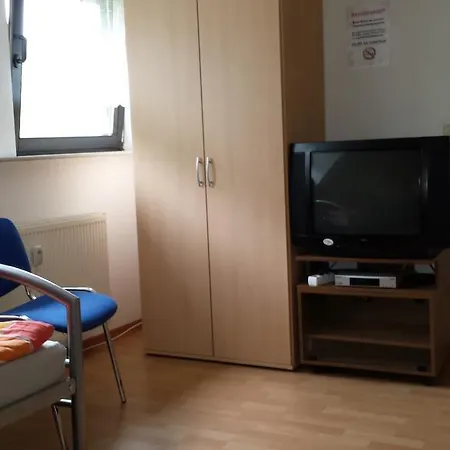 Gaestehaus Am - Monteurzimmer 고슬라르